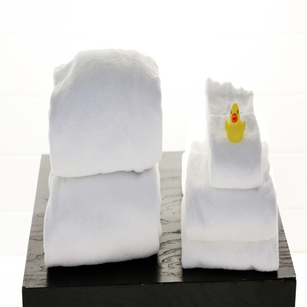 folded towels laundry service